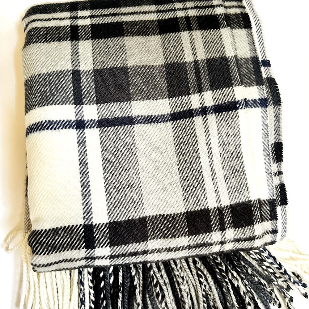Old Navy Black & Ivory Plaid Scarf